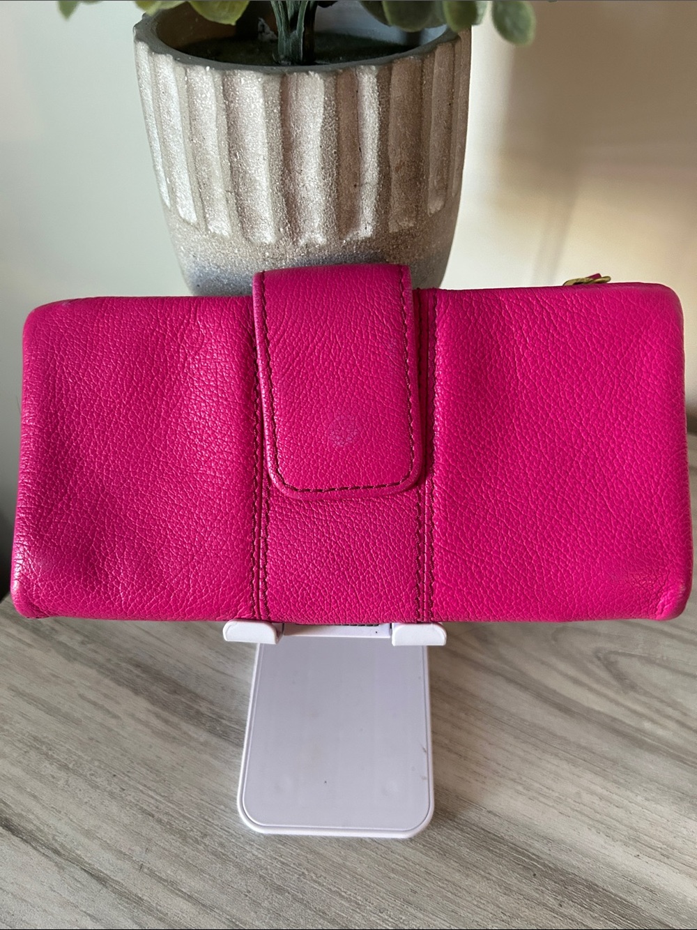 Fossil Bright Pink Leather Zip Wristlet Wallet - Picture 3 of 11
